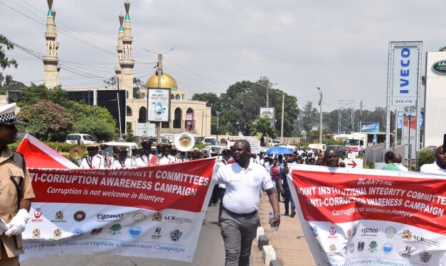 Government institutions urged to intensify graft busting