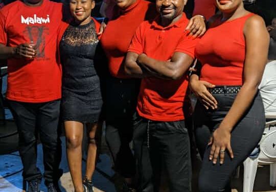 HS Winehouse bids farewell to two patrons