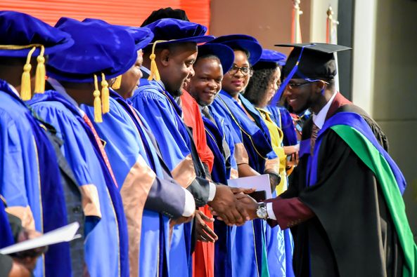 Exploits University deploy Police to enforce payment of fees