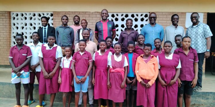 Selfless contribution to SDG4: UNIMA’s Social Scientist, Class of 1999 donate school block to Kabumba Primary School in Ntchisi