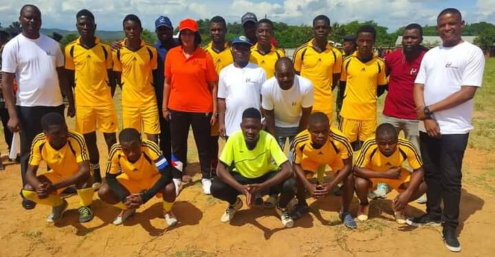 Mpinganjira launches K10 million football, netball trophy in Neno