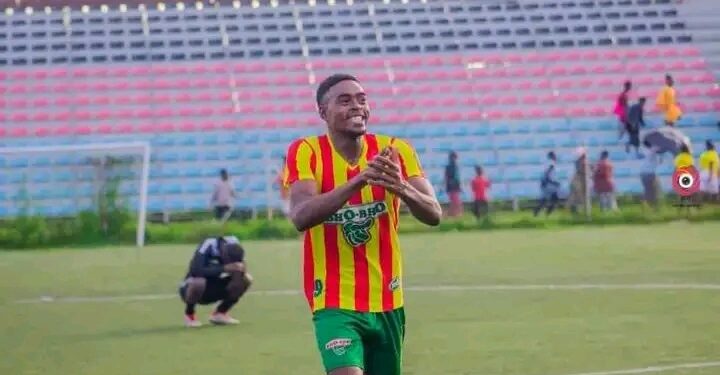 Bangwe sign Thumbs Up top scorer from Ntopwa FC