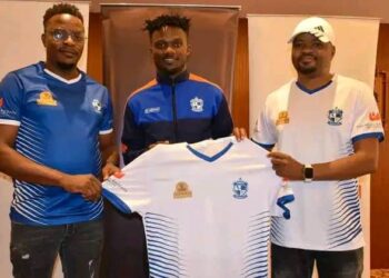 Wanderers signs Kamwendo