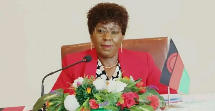 Labour minister Nyalonje resigns