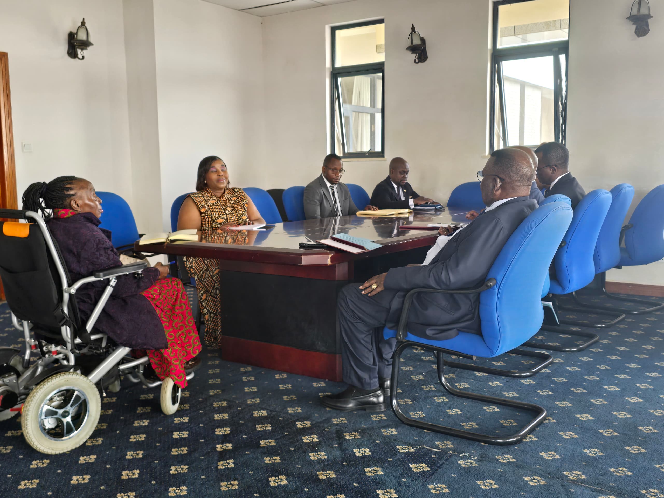 Chaponda meets RSA High Commissioner over xenophobic attacks